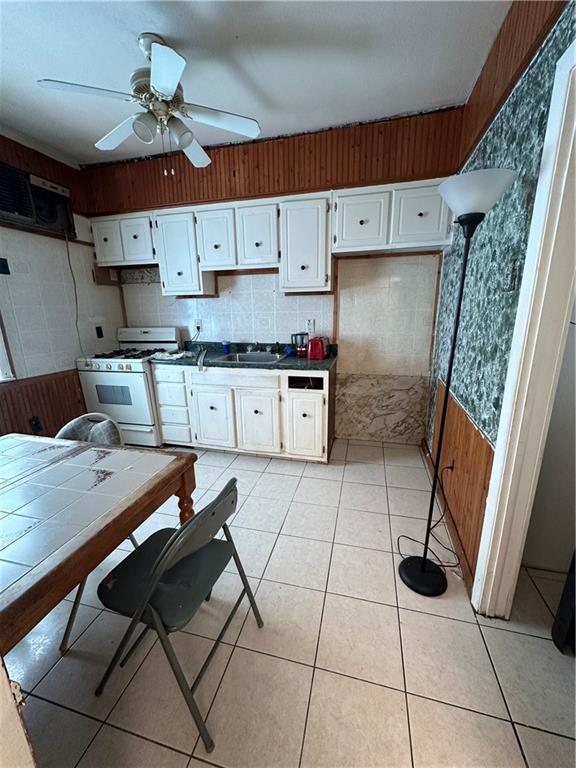 1945 West 8th Street Gravesend Brooklyn NY 11223