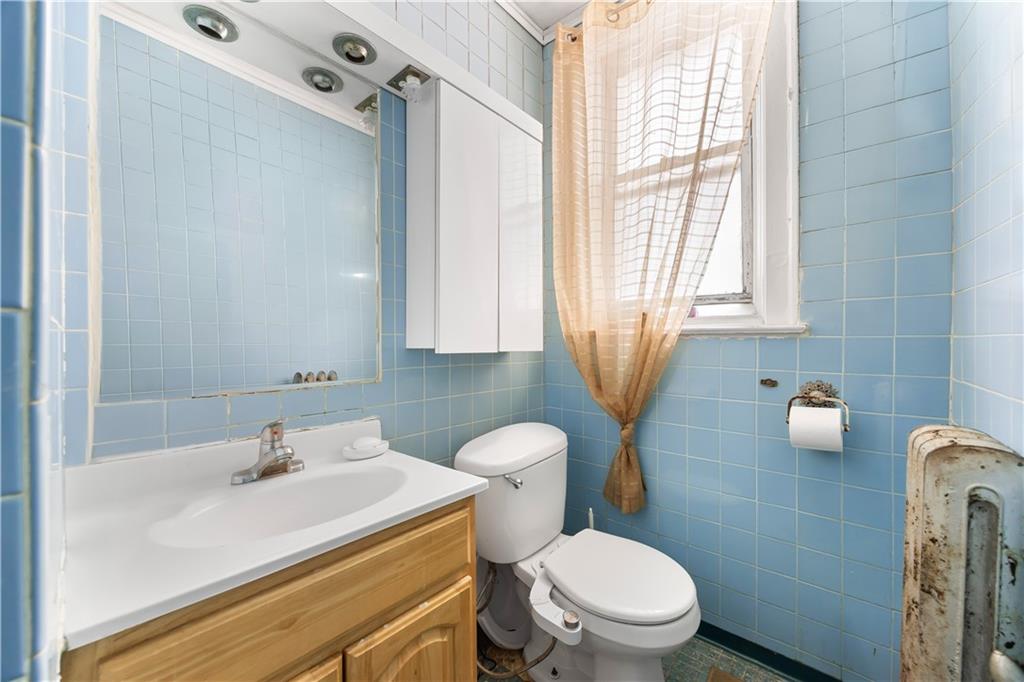 8521 10th Avenue Dyker Heights Brooklyn NY 11228