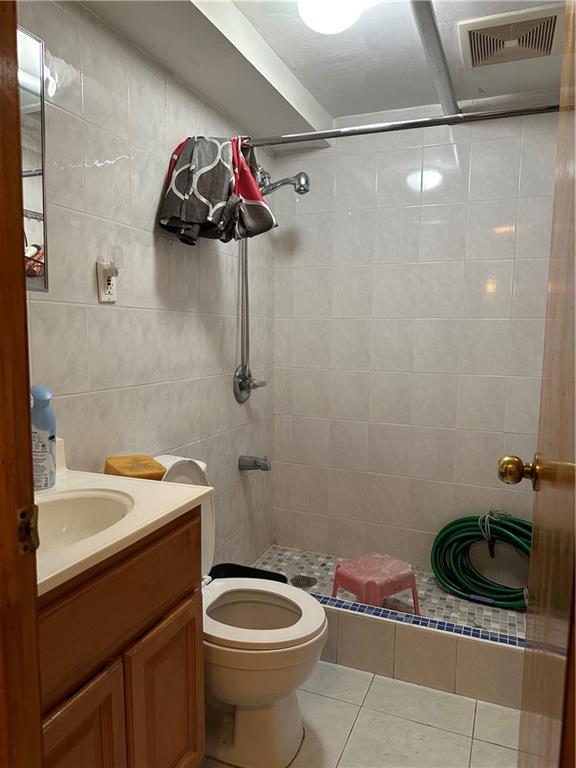 1762 64th Street Bensonhurst Brooklyn NY 11204