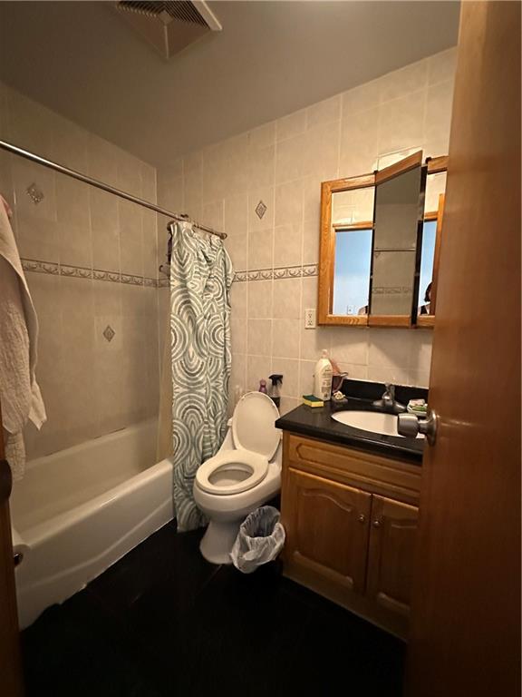 1762 64th Street Bensonhurst Brooklyn NY 11204