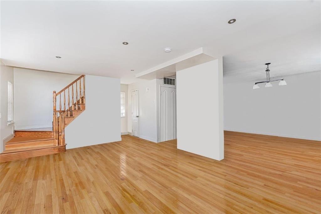 508 New Dorp Lane New Dorp Staten Island NY 10306