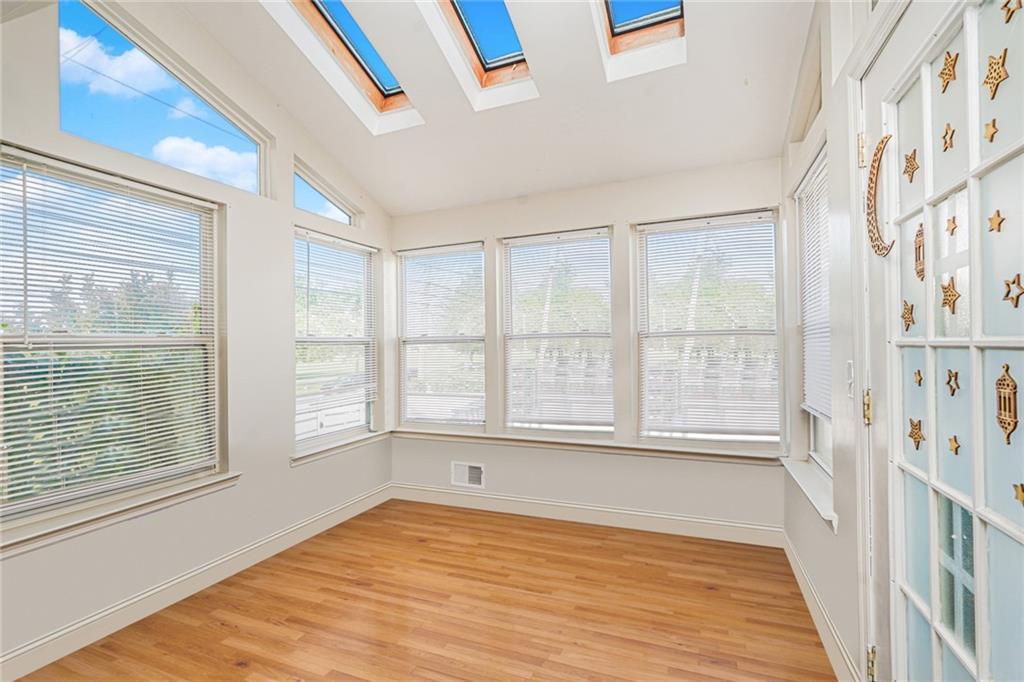 508 New Dorp Lane New Dorp Staten Island NY 10306