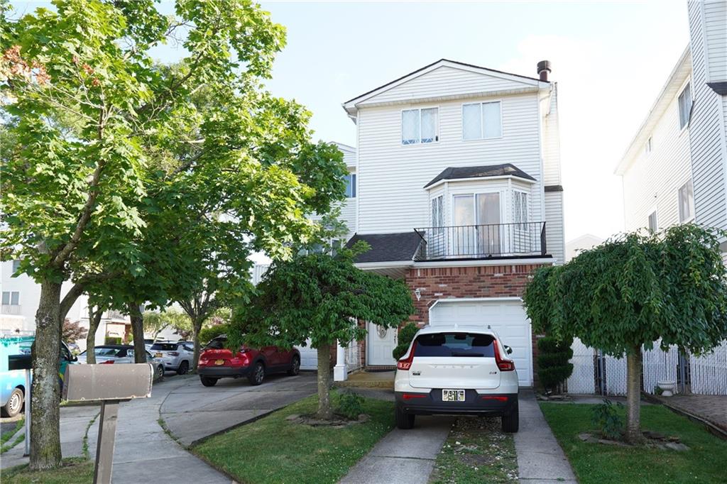 50 Dina Court Richmond Town Staten Island NY 10306