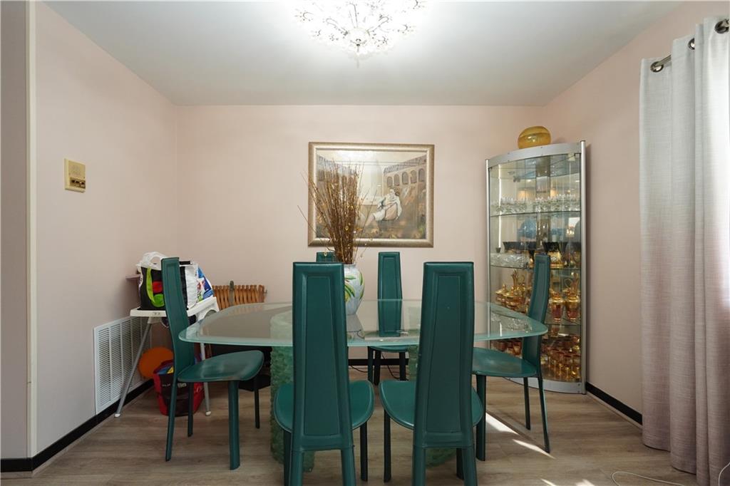 50 Dina Court Richmond Town Staten Island NY 10306