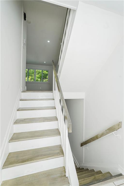 211 Dover Green Arden Heights Staten Island NY 10312