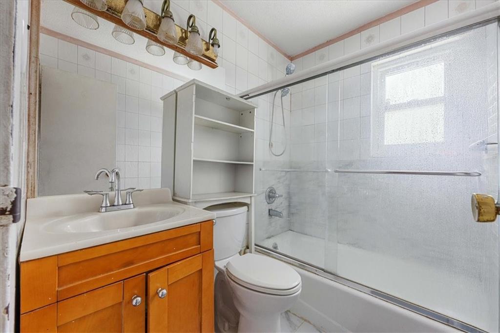 675 Saratoga Avenue Brownsville Brooklyn NY 11212