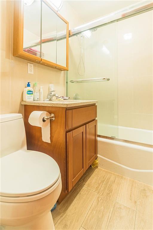 6614 14th Avenue Bensonhurst Brooklyn NY 11219
