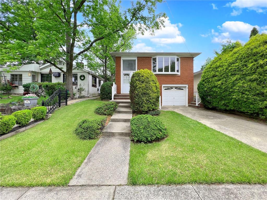 45 West Terrace Huguenot Staten Island NY 10312