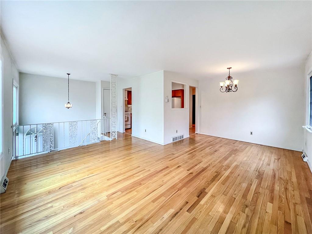 45 West Terrace Huguenot Staten Island NY 10312