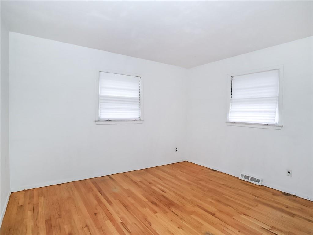 45 West Terrace Huguenot Staten Island NY 10312