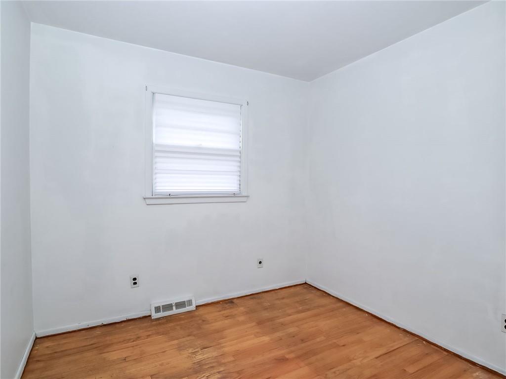45 West Terrace Huguenot Staten Island NY 10312