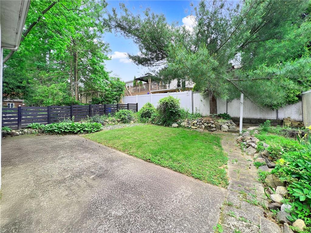 45 West Terrace Huguenot Staten Island NY 10312