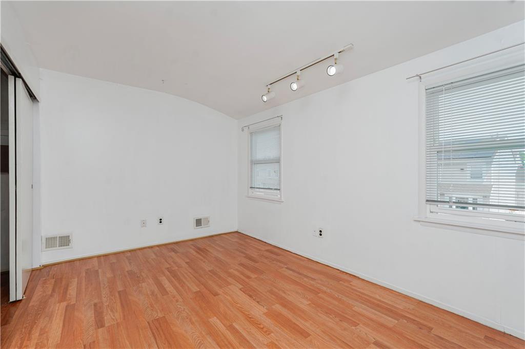21 Carol Place Graniteville Staten Island NY 10314