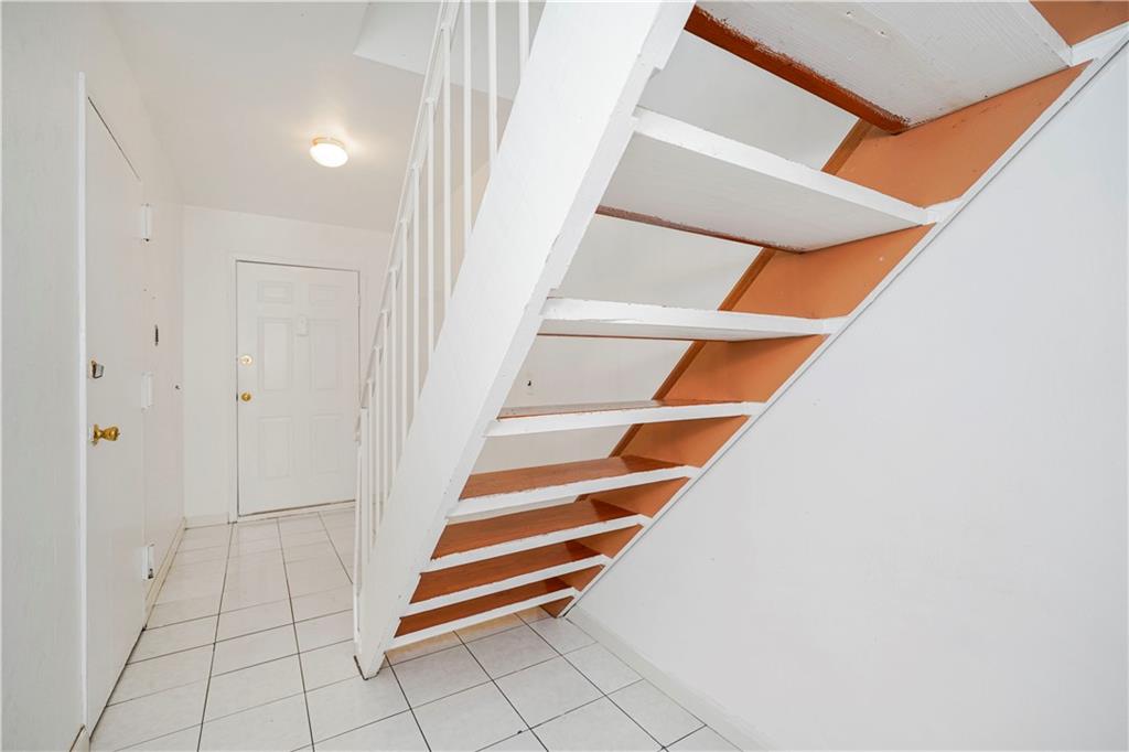 21 Carol Place Graniteville Staten Island NY 10314