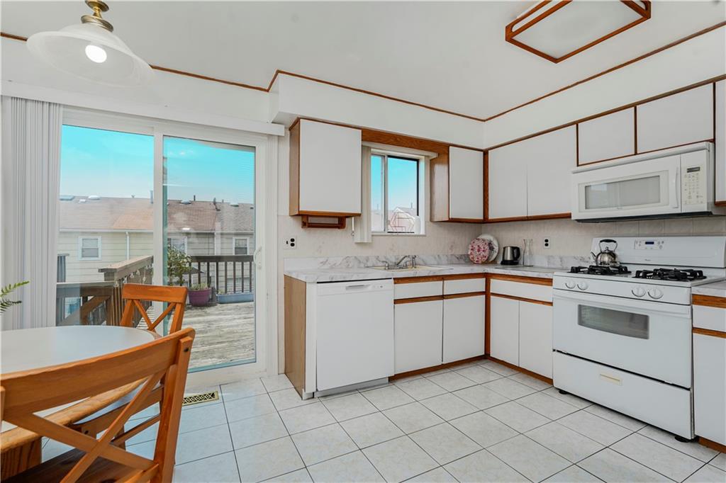 21 Carol Place Graniteville Staten Island NY 10314