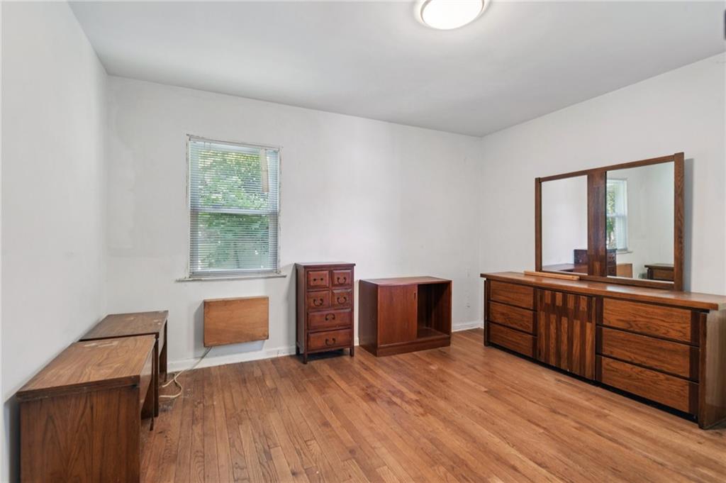150 Heathcote Road Out of NYC Elmont NY 11003