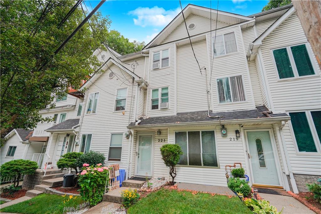221 Arlo Road Sunnyside Staten Island NY 10301