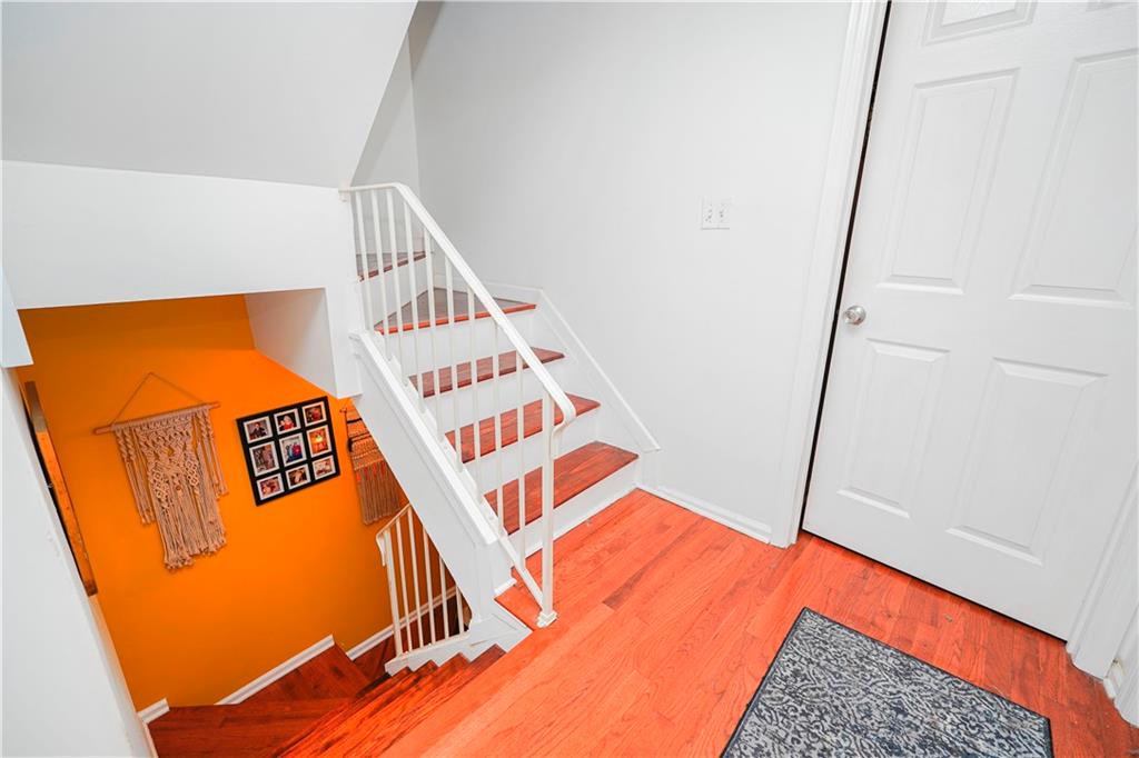 221 Arlo Road Sunnyside Staten Island NY 10301
