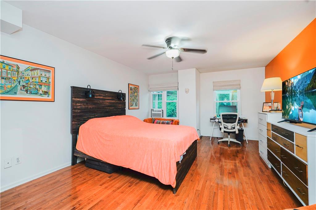 221 Arlo Road Sunnyside Staten Island NY 10301