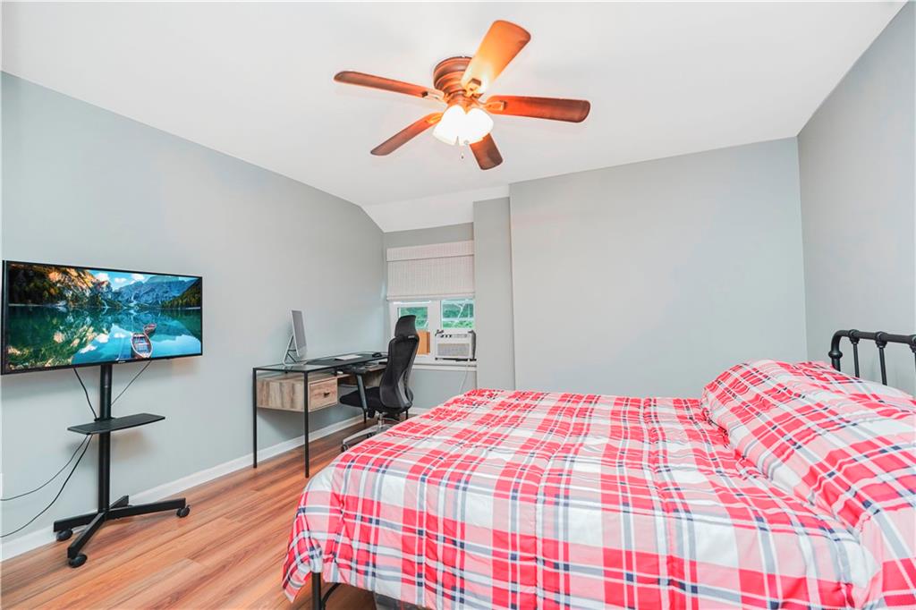221 Arlo Road Sunnyside Staten Island NY 10301