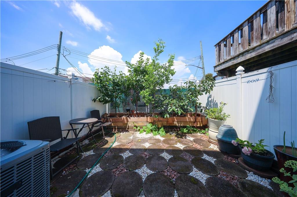 82 Seagate Court South Beach Staten Island NY 10305