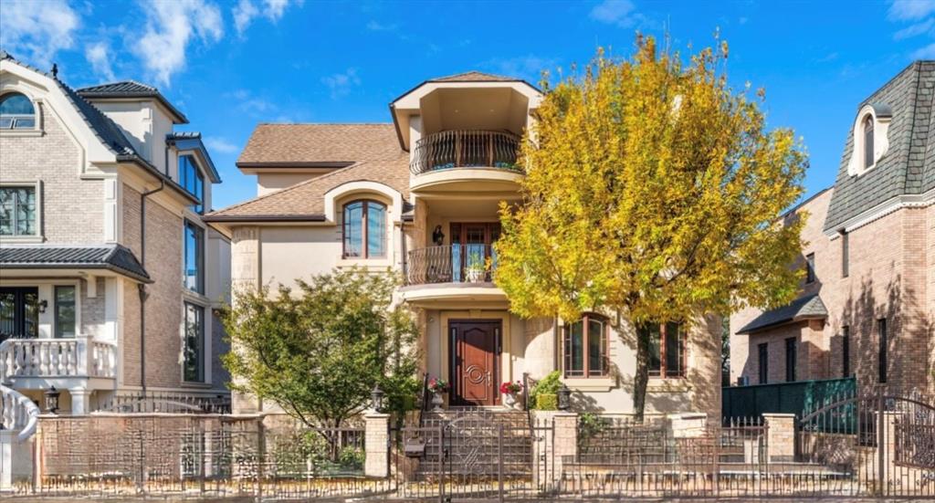 42 Beaumont Street Manhattan Beach Brooklyn NY 11235