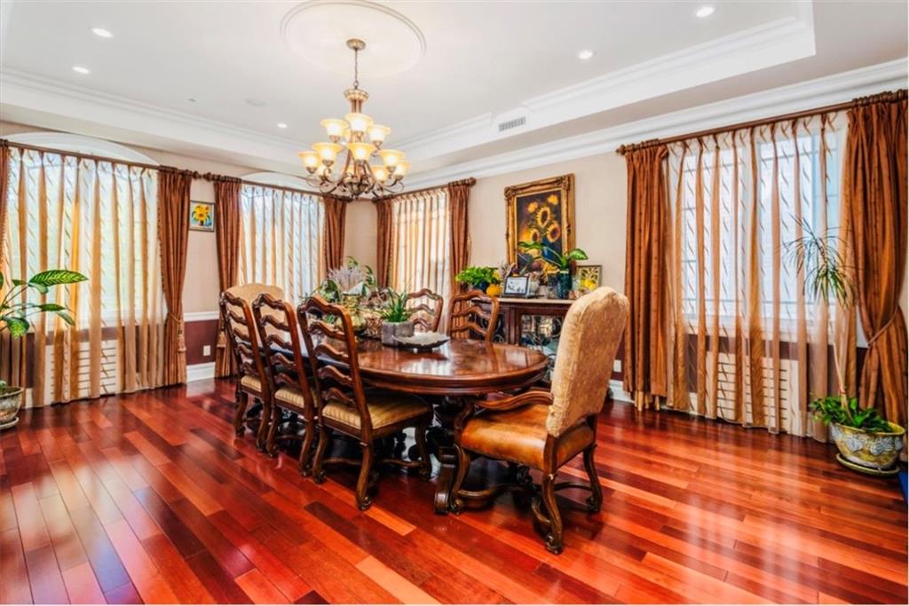 42 Beaumont Street Manhattan Beach Brooklyn NY 11235