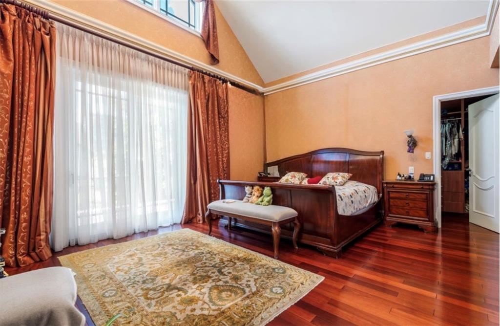 42 Beaumont Street Manhattan Beach Brooklyn NY 11235
