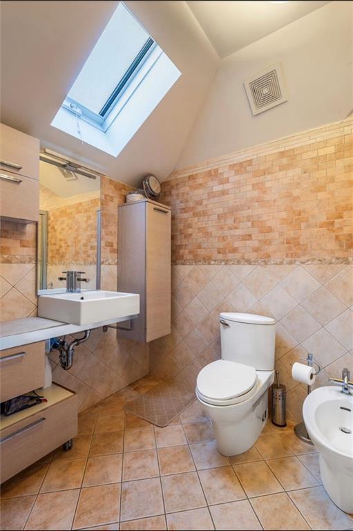 42 Beaumont Street Manhattan Beach Brooklyn NY 11235