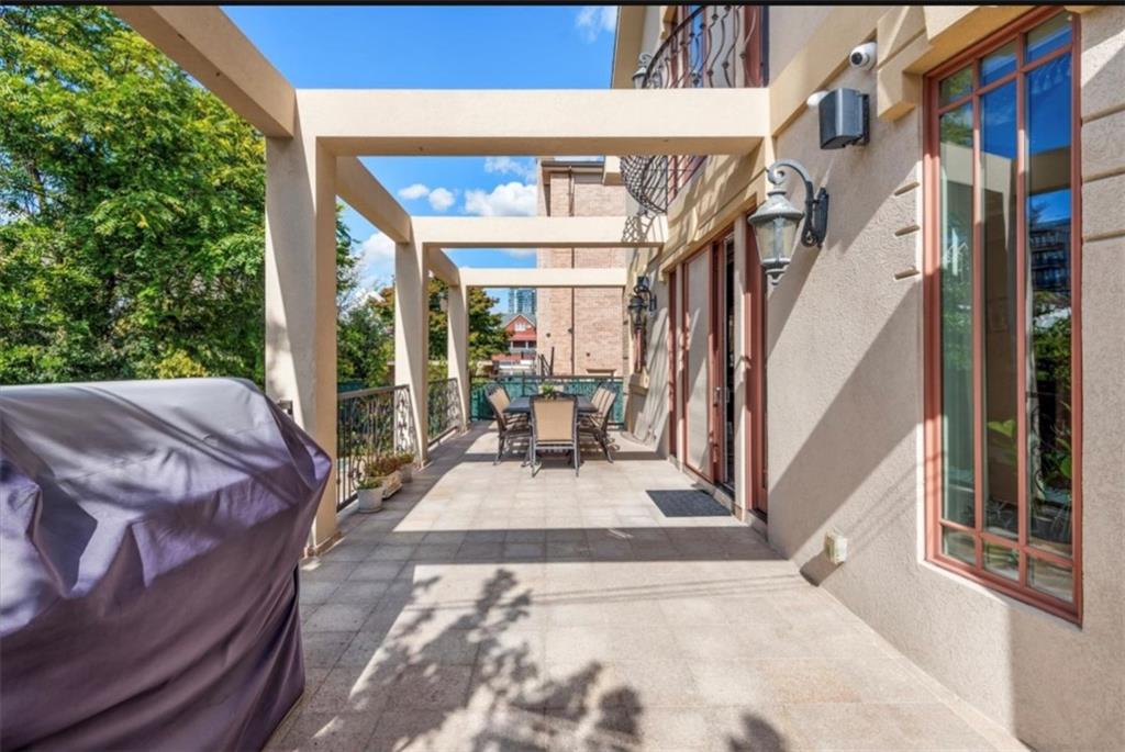 42 Beaumont Street Manhattan Beach Brooklyn NY 11235