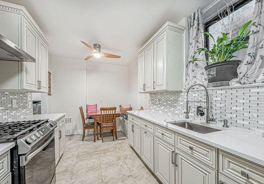 145 Lincoln Avenue Grant City Staten Island NY 10306