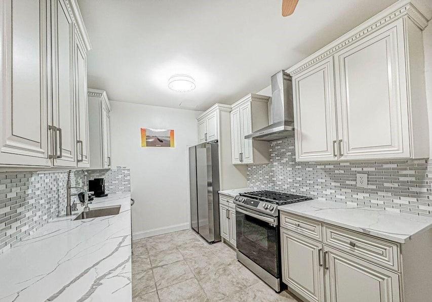 145 Lincoln Avenue Grant City Staten Island NY 10306