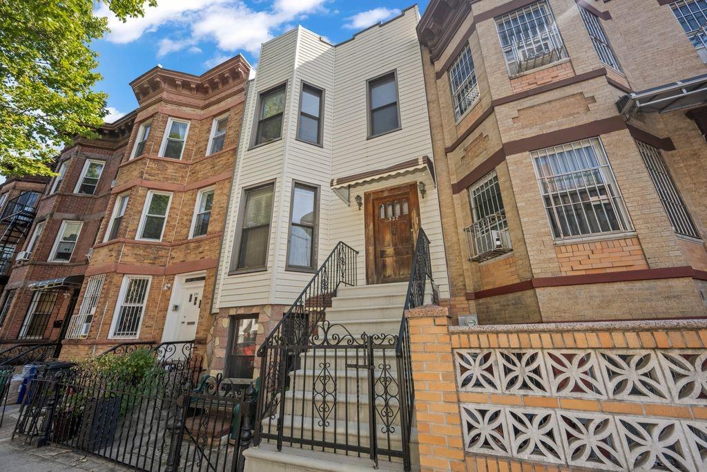 527 57th Street Sunset Park Brooklyn NY 11220