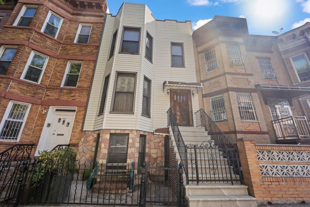 527 57th Street Sunset Park Brooklyn NY 11220