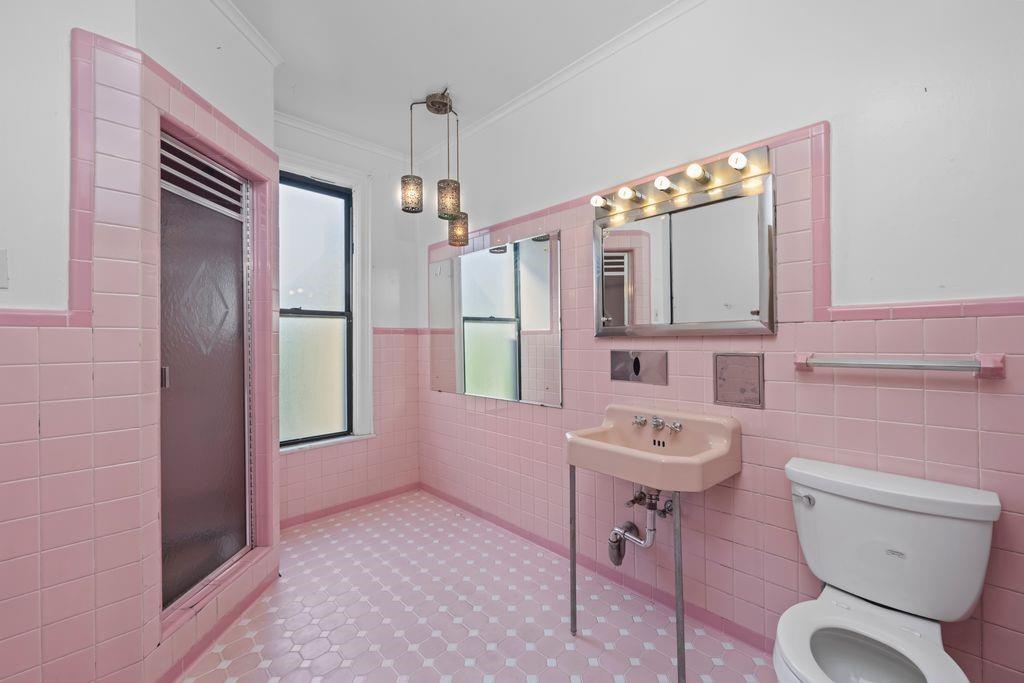 527 57th Street Sunset Park Brooklyn NY 11220