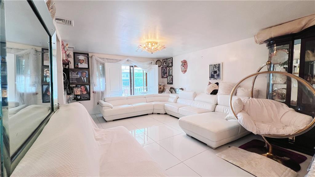 339 Avenue P Gravesend Brooklyn NY 11204