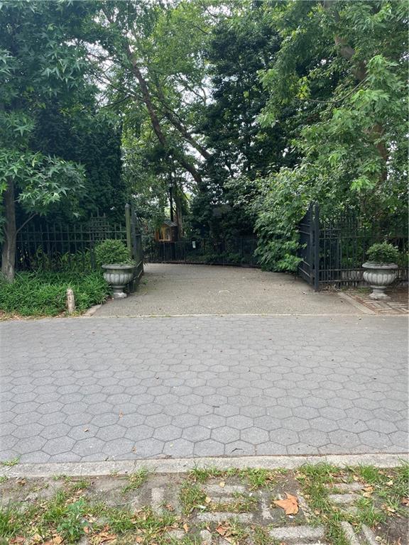6925 Shore Road Bay Ridge Brooklyn NY 11209