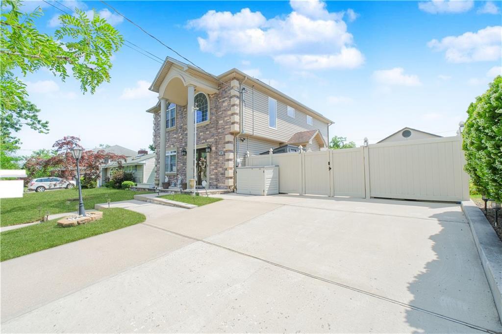 326 Lyndale Avenue Eltingville Staten Island NY 10312