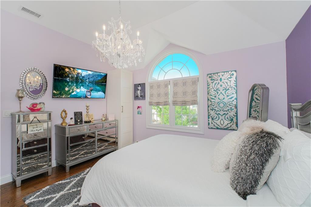 326 Lyndale Avenue Eltingville Staten Island NY 10312