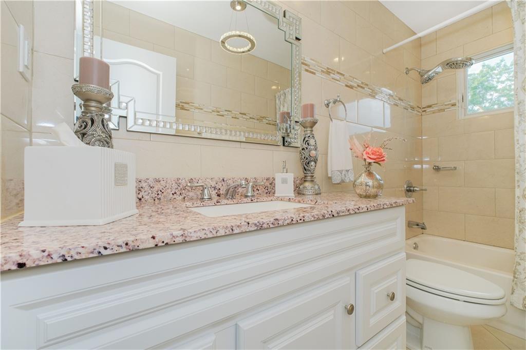 326 Lyndale Avenue Eltingville Staten Island NY 10312