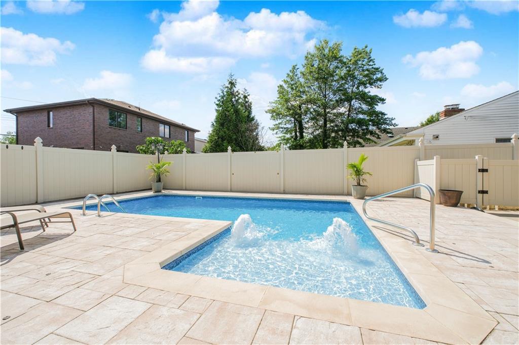 326 Lyndale Avenue Eltingville Staten Island NY 10312