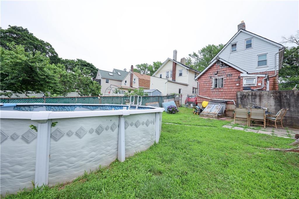 47 High Street Rosebank Staten Island NY 10305