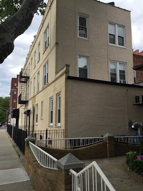 332 Kings Highway Bensonhurst Brooklyn NY 11223