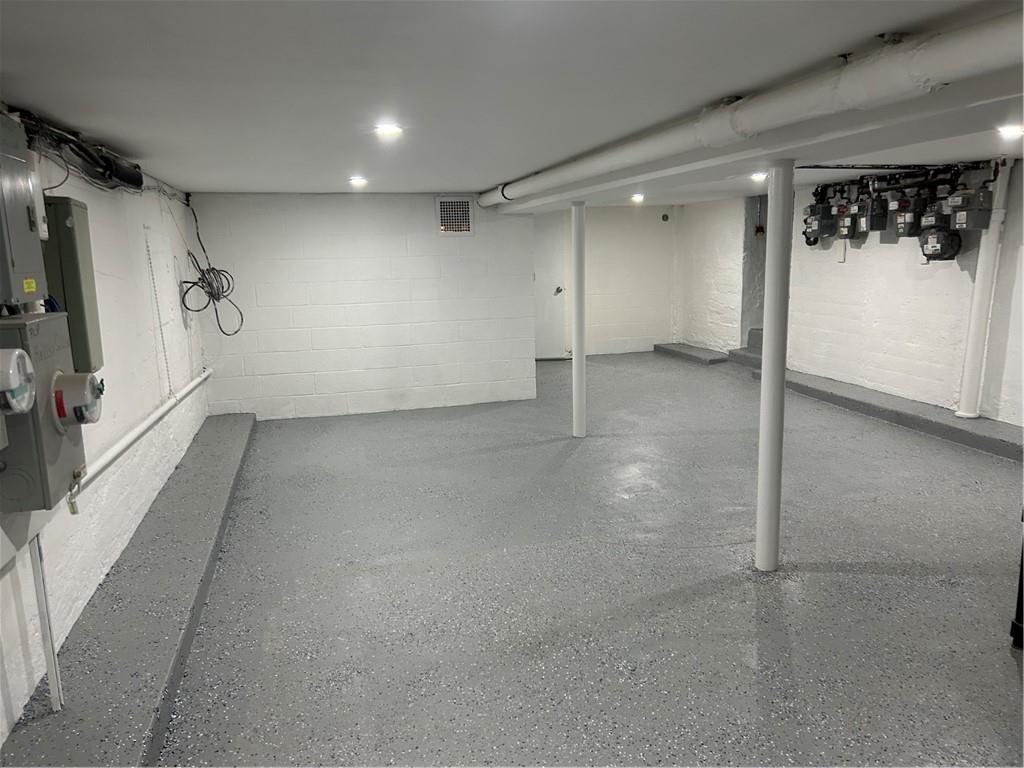332 Kings Highway Bensonhurst Brooklyn NY 11223