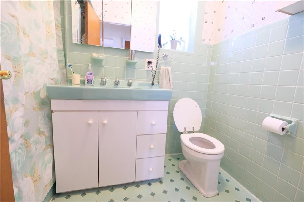 46 BAY 37 Street Bath Beach Brooklyn NY 11214