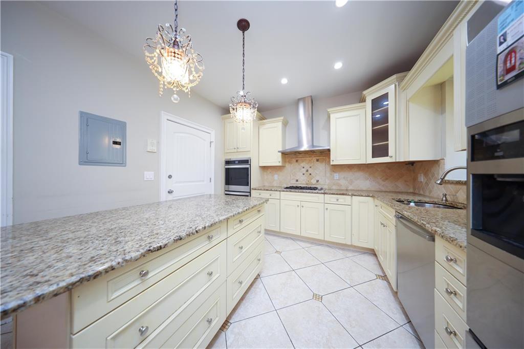 2132 East 13th Street Sheepshead Bay Brooklyn NY 11229
