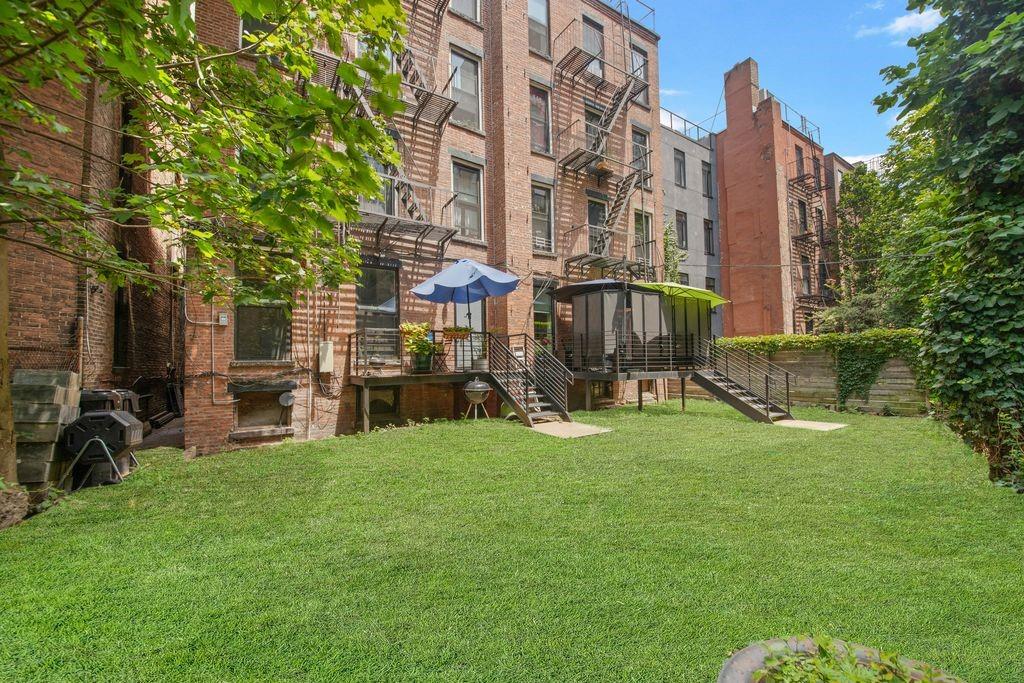 360 Lafayette Avenue Clinton Hill Brooklyn NY 11238