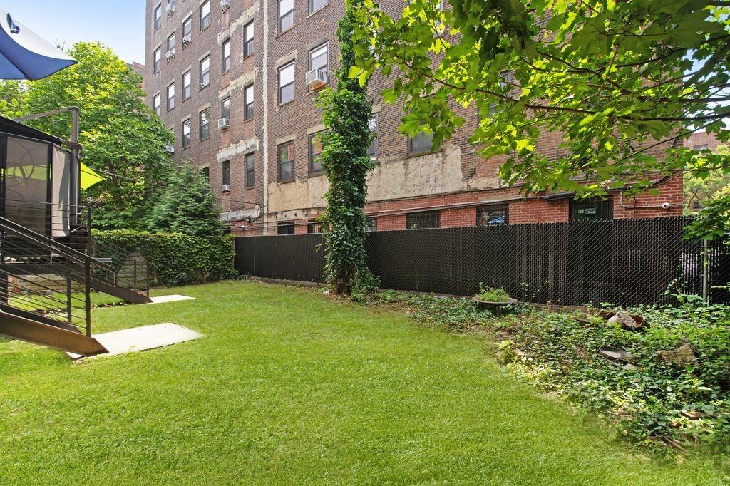 360 Lafayette Avenue Clinton Hill Brooklyn NY 11238