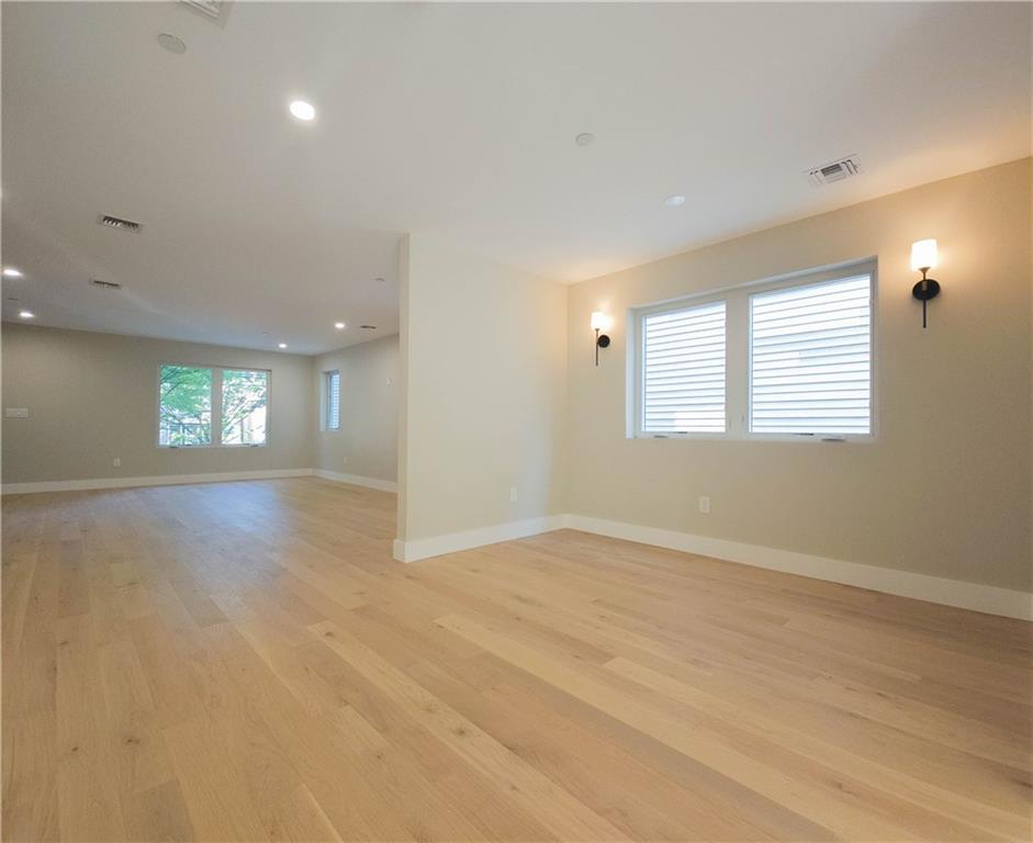 334 Van Duzer Street Stapleton Staten Island NY 10304