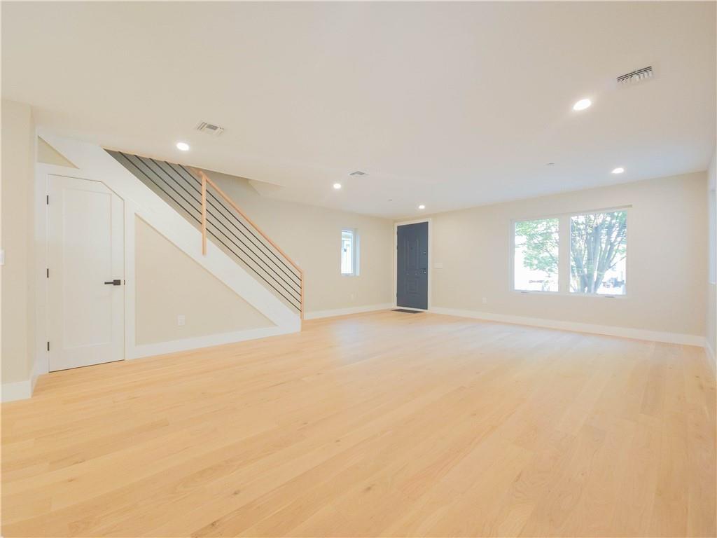 334 Van Duzer Street Stapleton Staten Island NY 10304